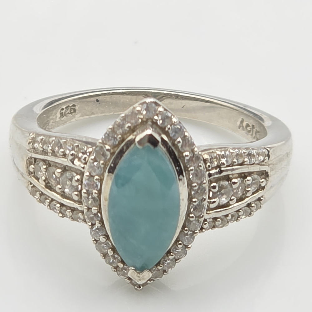 NWOT Genuine Grandidierite and Topaz Halo Ring